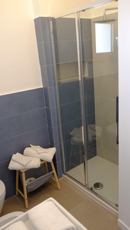 Quarantacinque Ospitalita Hotel Cagliari Bagian luar foto