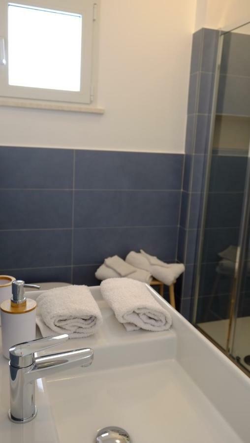 Quarantacinque Ospitalita Hotel Cagliari Bagian luar foto