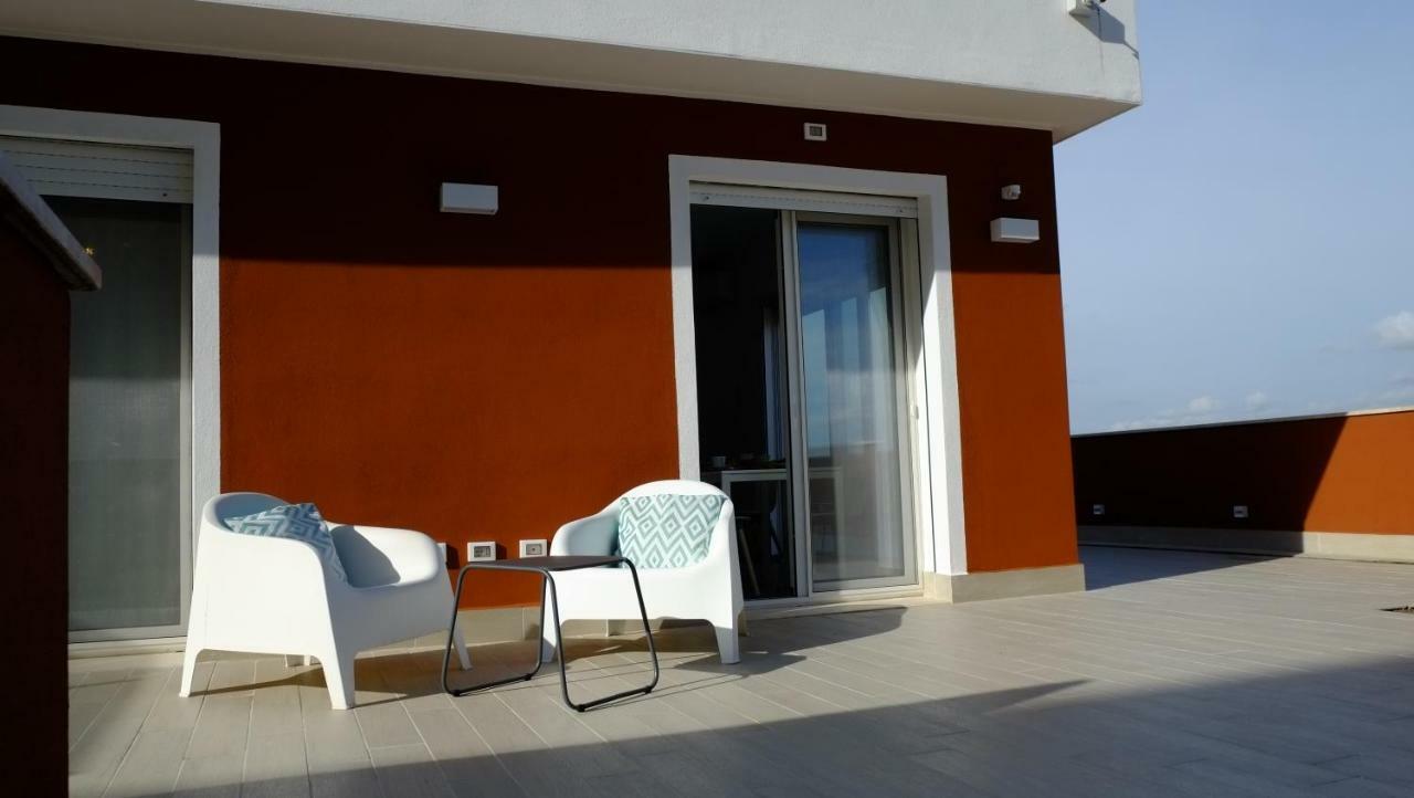 Quarantacinque Ospitalita Hotel Cagliari Bagian luar foto