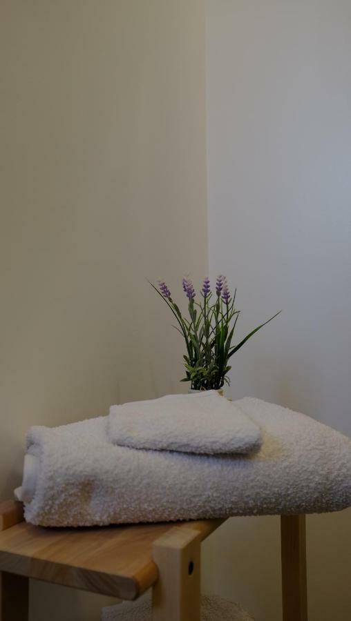 Quarantacinque Ospitalita Hotel Cagliari Bagian luar foto