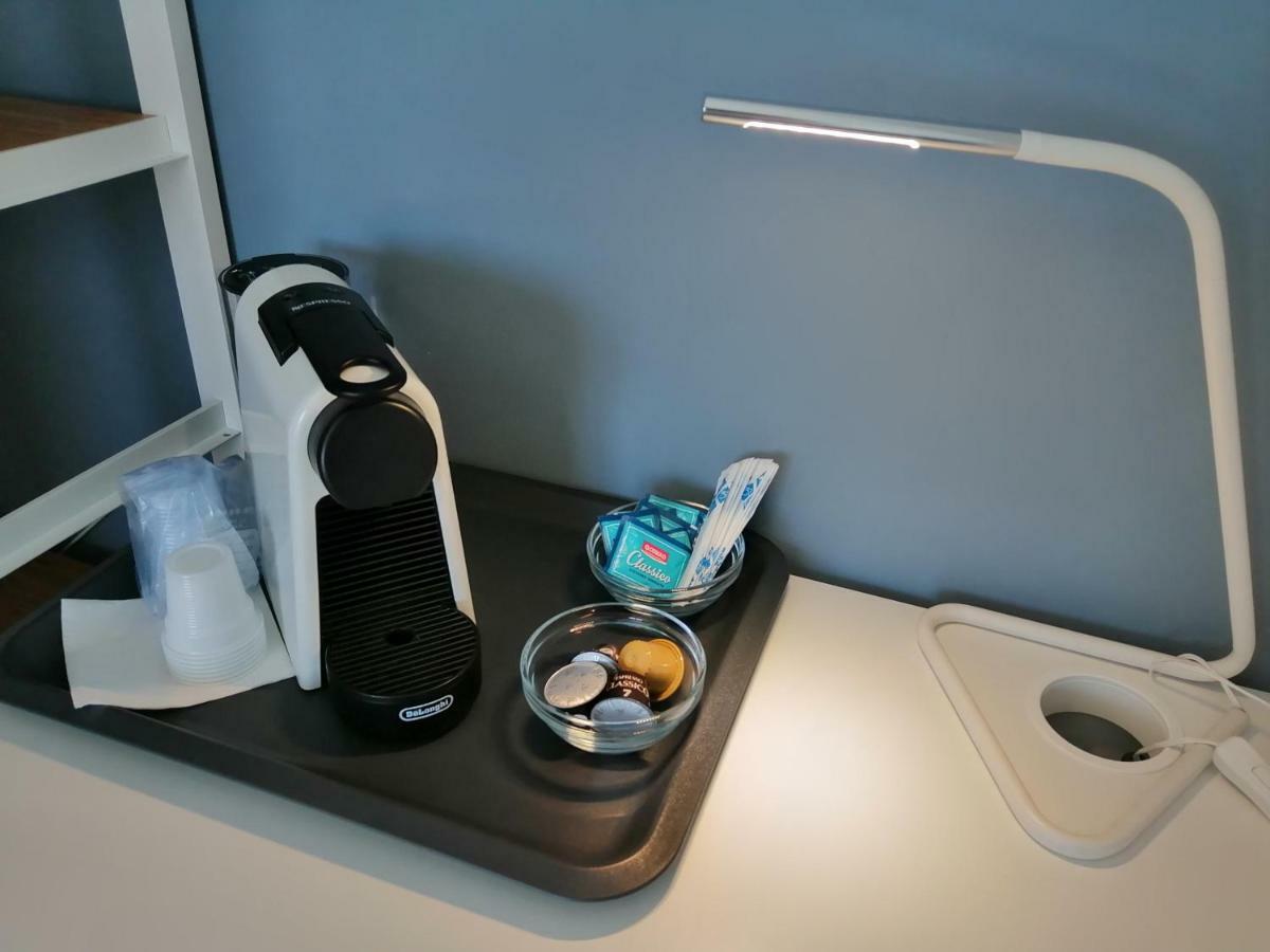 Quarantacinque Ospitalita Hotel Cagliari Bagian luar foto